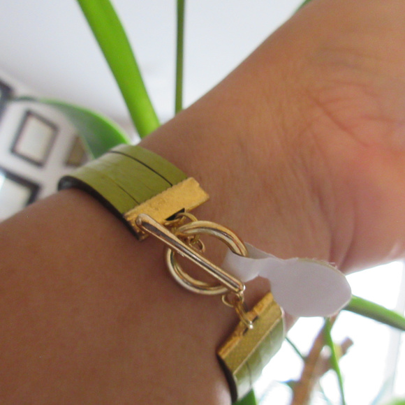 COPY - COPY - Avocado Green Genuine Leather Brace… - Picture 2 of 2